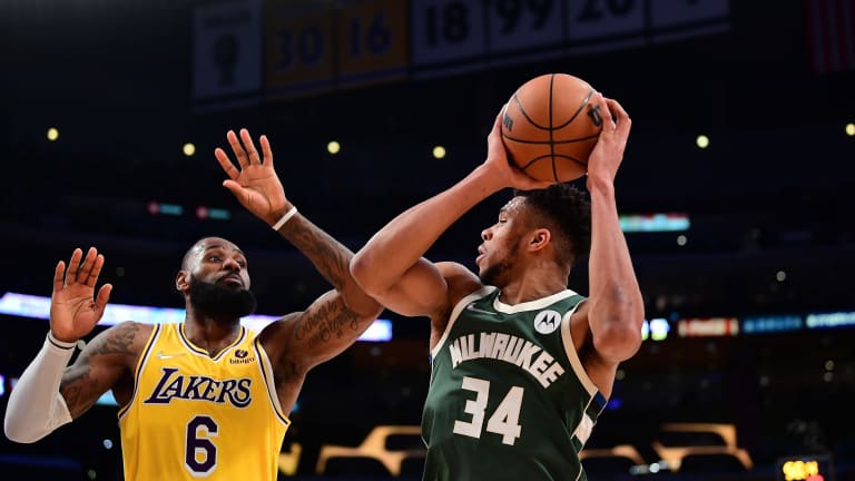 Lakers: NBA Expert Compares Giannis Antetokounmpo to Peak LeBron James