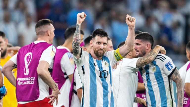 Argentina sufre pero avanza a cuartos con un Messi genial