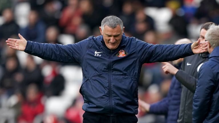 Sunderland casting net 'a lot further than just the Premier League' in striker hunt - Tony Mowbray