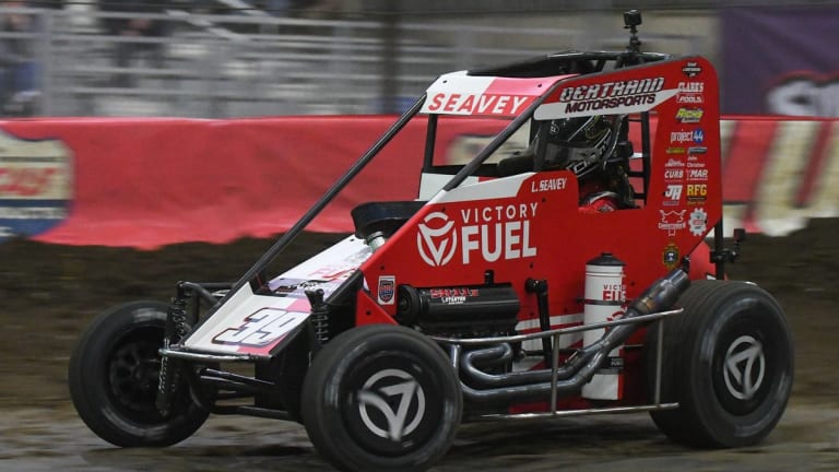 Logan Seavey remains untouchable to win 37th Chili Bowl main event