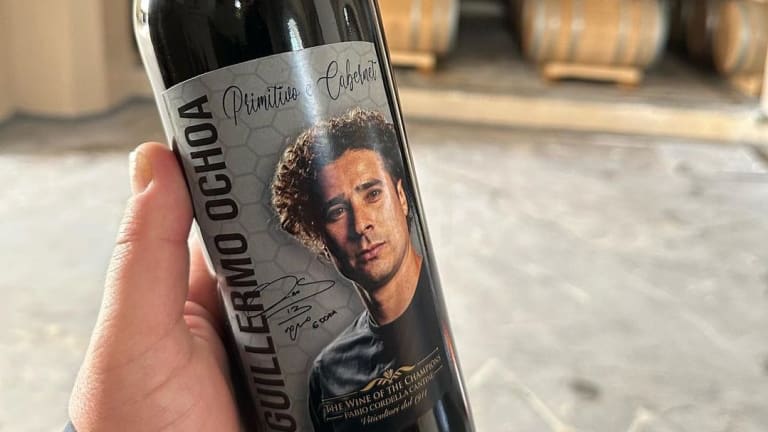 Nadie lo pidió: Memo Ochoa lanza su propia marca de vino