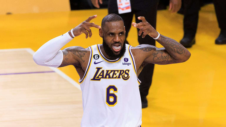 LeBron James dice que espera terminar su carrera como miembro de los Lakers