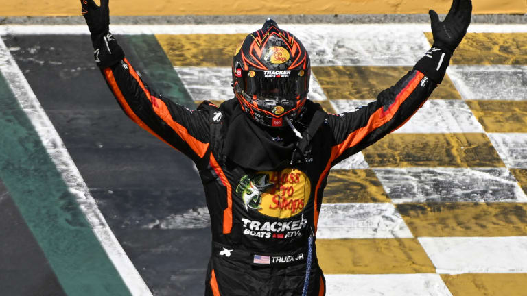 NASCAR: Martin Truex Jr. earns 4th Sonoma win in dominating fashion (plus stats, VIDEO)