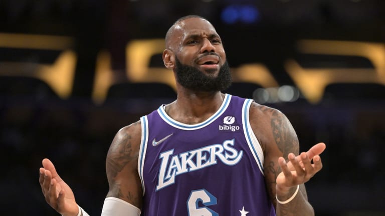 Lakers News: Three-Time LA Champ Weighs In on LeBron James' Future
