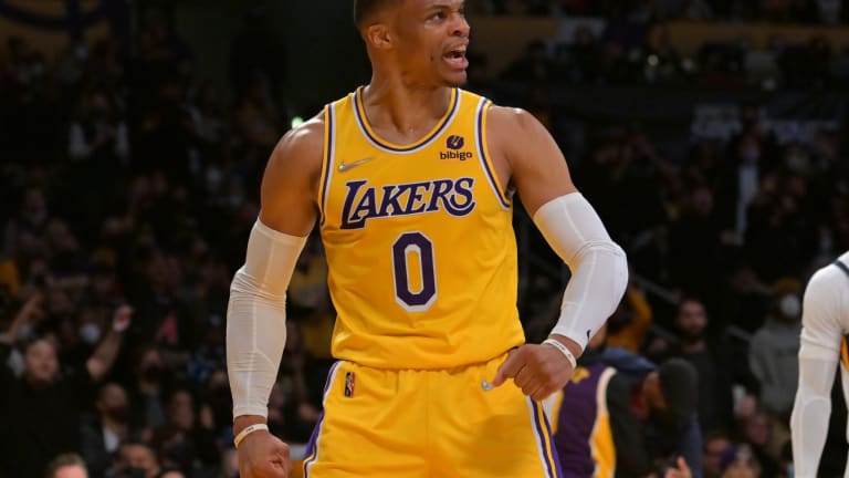 Lakers: Watch Russell Westbrook Hammer a Dunk to End Pick-Up Game vs Paul George