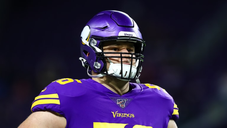 Kevin O'Connell confirms that the Vikings are having a competition at center