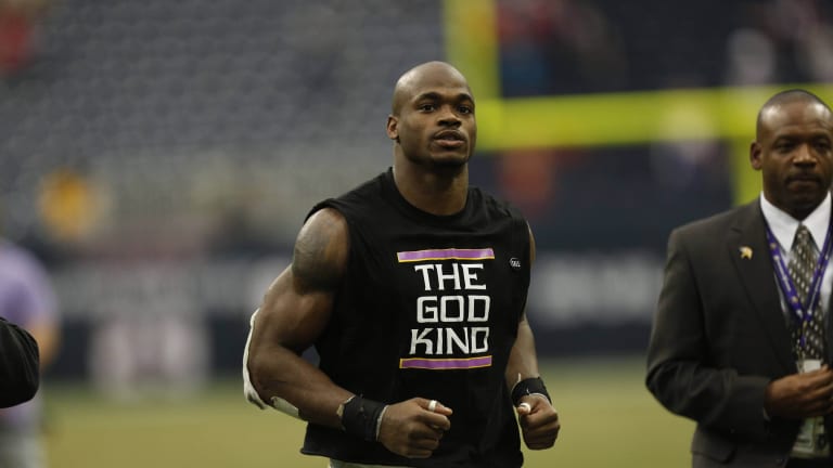 Watch: The moment Adrian Peterson is KO'd by Le'Veon Bell