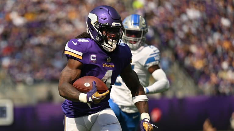Dalvin Cook injures shoulder on butt fumble against Lions
