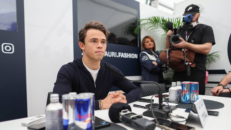 F1 News Helmut Marko Says De Vries should Be Team Leader At 