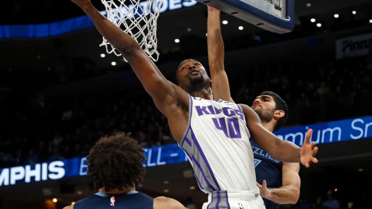 Barnes continues hot stretch in Kings' seventh straight victory