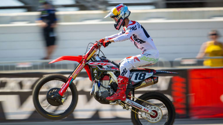 Second round of SuperMotocross playoffs set to roll tonight in Chicago