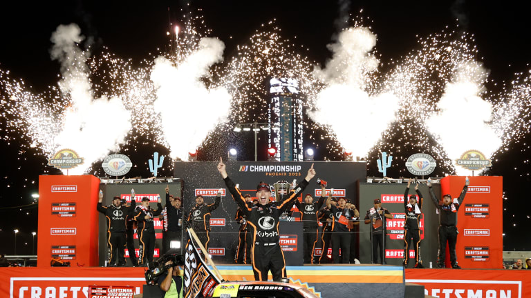 Rhodes earns 2nd NASCAR Trucks title, Eckes takes race win (plus full stats,  VIDEOS)