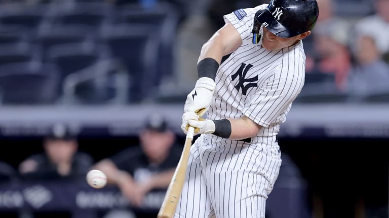 Los Yankees de Nueva York entablan negociaciones con los Cerveceros para traspasar a Jake Bauers 