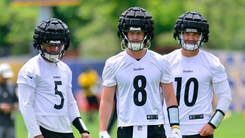 Steelers QB Notebook: Changes Coming to Pickett, Oladokun Workload