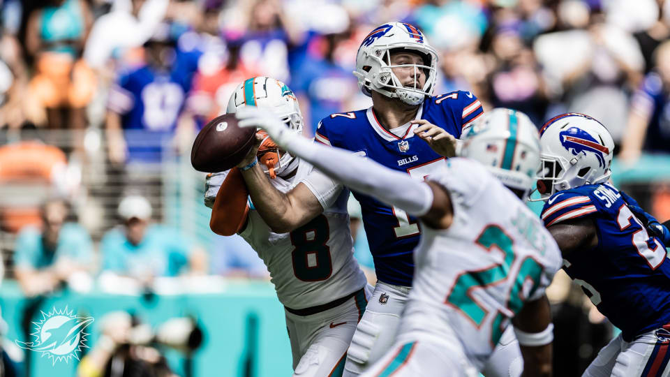 'We Beat Ourselves': Is Josh Allen Right About Buffalo Bills' 21-19 Loss at Undefeated Dolphins?