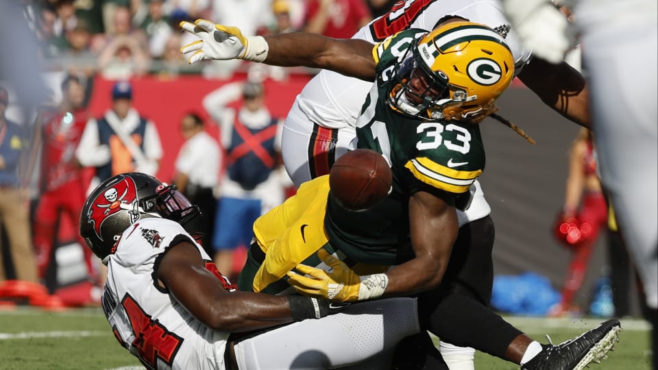 Packers’ Offense Fumbles, Bumbles Its Way to Victory over Buccaneers