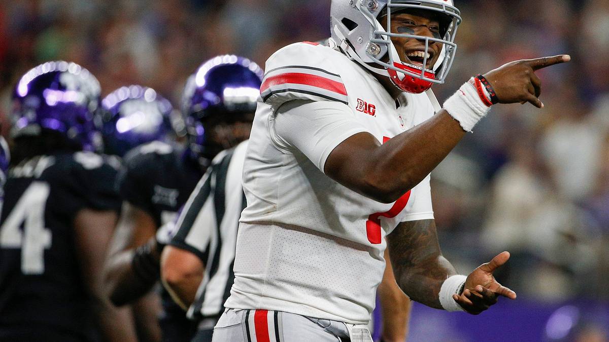 NFL, CFB World Reacts To Dwayne Haskins 