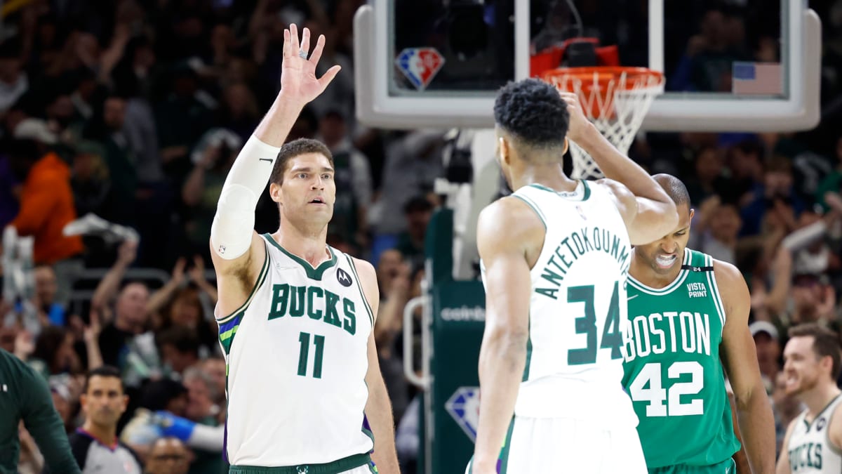Brook Lopez Couldn't Fit Better Next to Giannis in Milwaukee Bucks