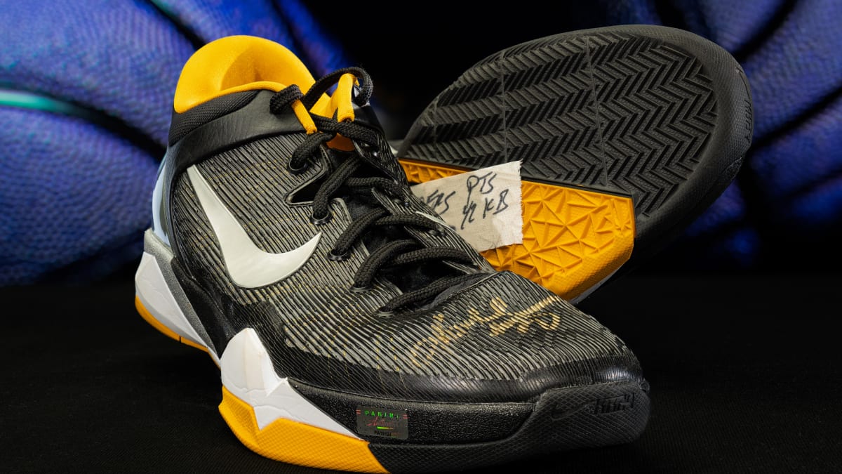 black yellow kobes