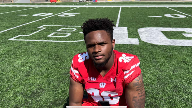 Wisconsin inside linebacker Jake Chaney previewing the 2022 season with reporters (Credit: Matt Belz, All Badgers)