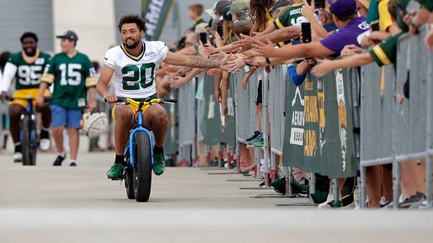 Wisconsin Badgers in the NFL: Training camp news and updates - Vimarsana News