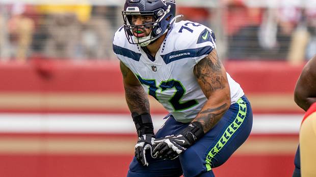 Seattle Seahawks offensive tackle Abraham Lucas (72) during the second quarter against the San Francisco 49ers at Levi's Stadium.
