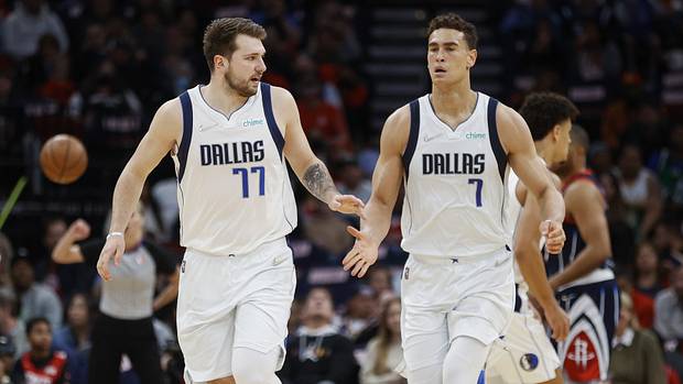 Dwight Powell, Luka Doncic, Dallas Mavericks