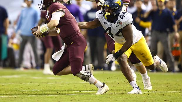West Virginia Defensive Lineman Lanell Carr Transfers to Indiana - Vimarsana News