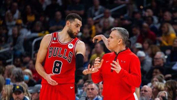 February 15, 2023; Zach LaVine and head coach Billy Donovan talk during the Chicago Bulls road matchup against the Indiana Pacers at Gainbridge Fieldhouse
