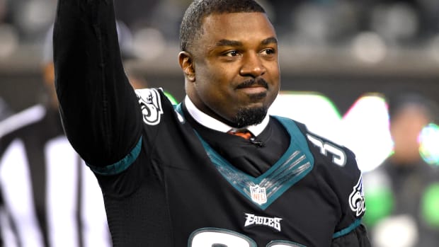 Oct 19, 2015; Philadelphia, PA, USA; Philadelphia Eagles former running back Brian Westbrook was placed into the Philadelphia Eagles Hall of Fame during game against the New York Giants at Lincoln Financial Field. The Eagles defeated the Giants, 27-7. Mandatory Credit: Eric Hartline-USA TODAY Sports