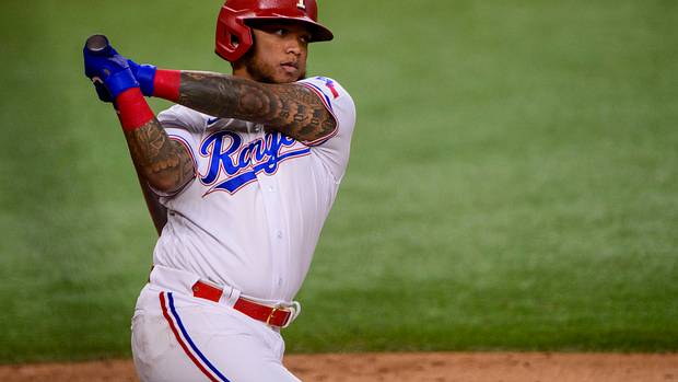Rangers DH Willie Calhoun takes a swing. (2022)