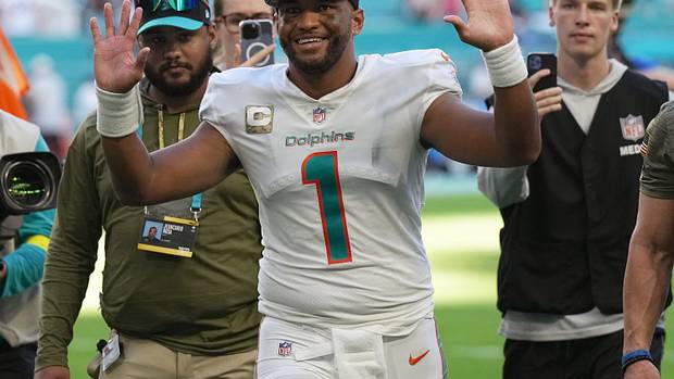 Houston Texans Coach Lovie Smith: QB Tua Tagovailoa Has Miami Dolphins 'Running On All Cylinders' - Sports Illustrated Houston Texans News, Analysis and More - Vimarsana News