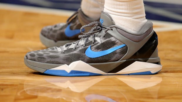 New York Knicks forward Julius Randle wears the Nike Kobe 7 'Cheetah' against the Brooklyn Nets on November 30, 2021.