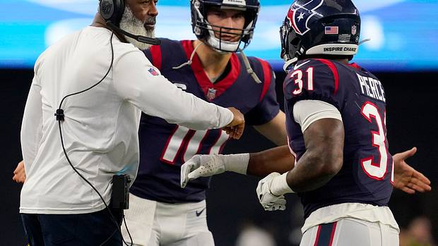 Andy Reid on Houston Texans' Lovie Smith: Just Give Him Time' - Sports Illustrated Houston Texans News, Analysis and More - Vimarsana News