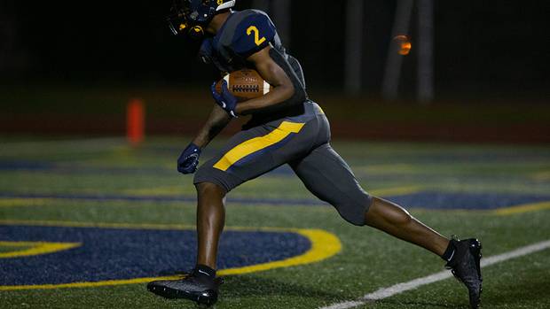 Wisconsin football recruiting: Early Signing Day standouts and awards - Vimarsana News