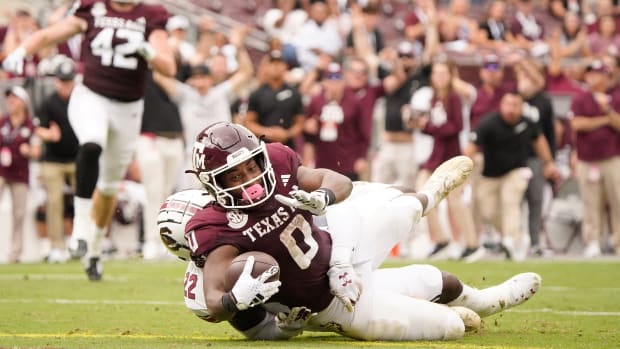 Texas A&M Aggies wide receiver Ainias Smith (0) makes a touchdown against the South Carolina Gamecocks during the second quarter at Kyle Field.