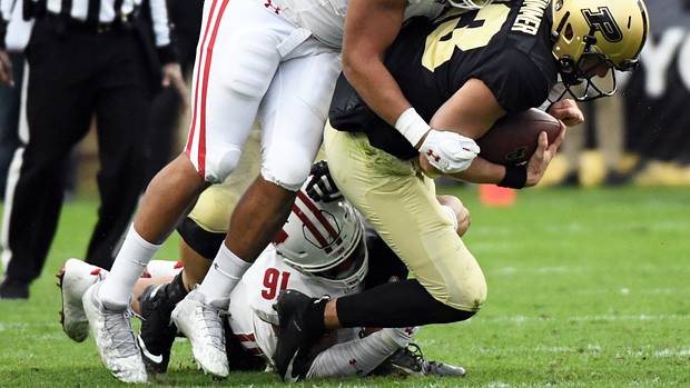 Wisconsin defensive lineman Isaiah Mullens with a sack against Purdue.