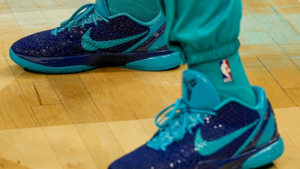 Memphis Grizzlies Reveals Ja Morant's Signature Nike Logo on Instagram –  Footwear News