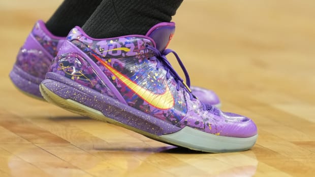 Sacramento Kings forward Trey Lyles wears the Nike Kobe 4 'Prelude' shoes during the 2021-22 NBA season.