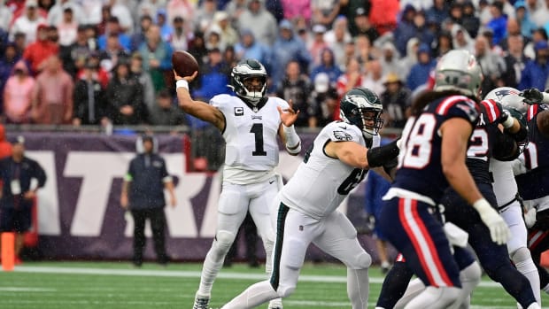 Eagles quarterback Jalen Hurts releases a pass in season opener vs. Patriots.