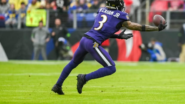 Baltimore Ravens wide receiver Odell Beckham Jr. reaches to make a catch.