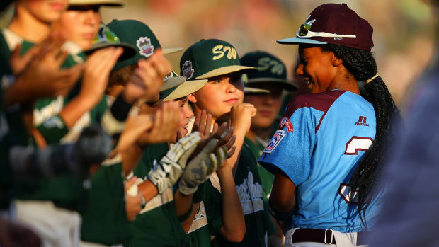 Mo’Ne Davis with Texas during 2014 Little League World Series.