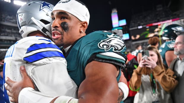 Dak Prescott (left) and Jalen Hurts (right) embrace after the Philadelphia Eagles defeated the Dallas Cowboys at Lincoln Financial Field in Week 9. 