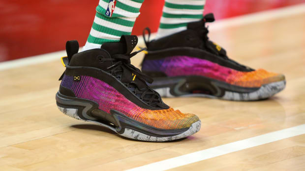 Ten Best Sneakers Worn by Boston Celtics in 2021-22 Season - Sports  Illustrated FanNation Kicks News, Analysis and More