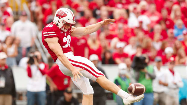 Wisconsin Badgers punter Andy Vujnovich.