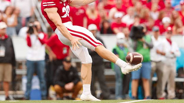 Wisconsin Badgers punter Andy Vujnovich.