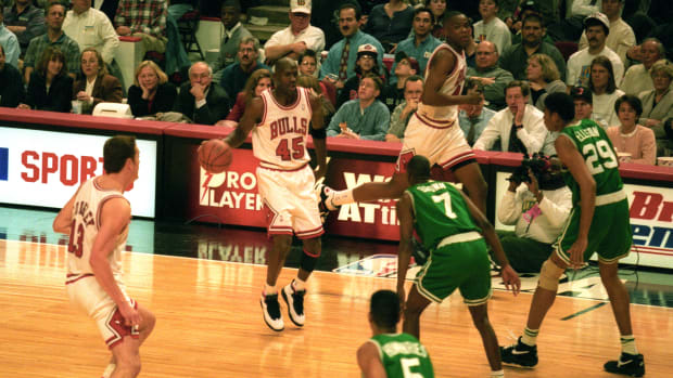 Mar 30, 1995; Chicago, IL, USA; Chicago Bulls guard Michael Jordan (45) in action against the Boston Celtics at Chicago Stadium.