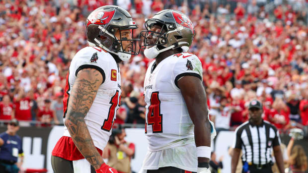 Tampa Bay Buccaneers receivers Mike Evans (left) and Chris Godwin (right).