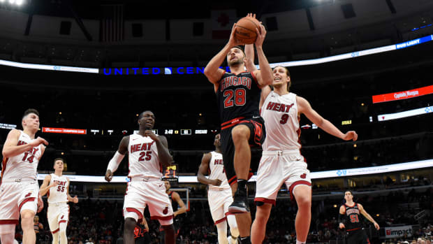 Nov 22, 2019; Chicago, IL, USA; Max Strus while playing for the Chicago Bulls