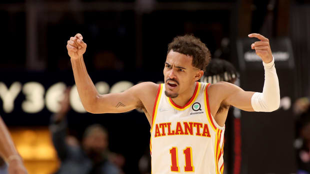 Atlanta Hawks guard Trae Young will return to action against the New York Knicks on December 25, 2021.